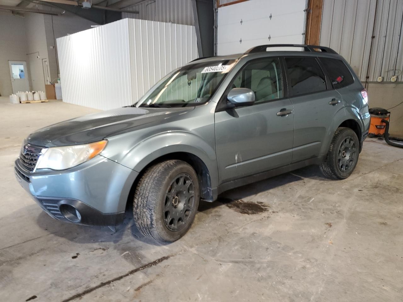 https://f005.backblazeb2.com/file/img-partshotlines-com/Inventory/MA528/Vehicle/65745_04.jpg