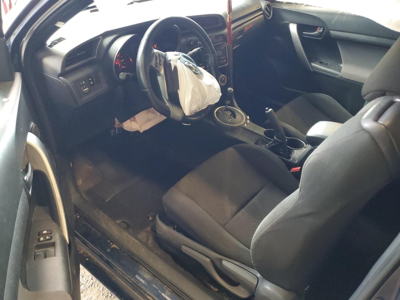 https://f005.backblazeb2.com/file/img-partshotlines-com/Inventory/MA528/Vehicle/66117_05.jpg