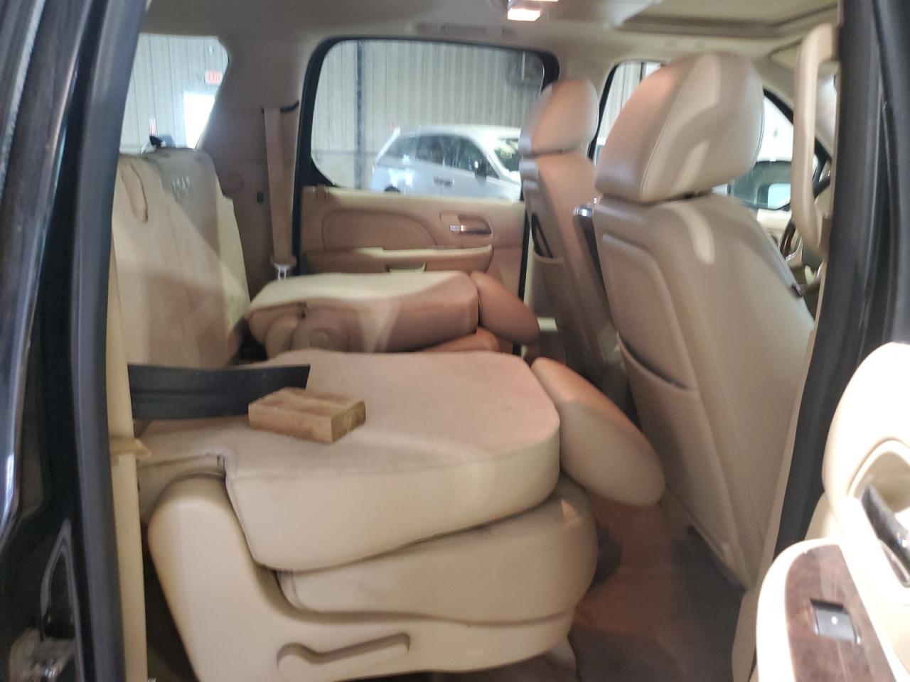 https://f005.backblazeb2.com/file/img-partshotlines-com/Inventory/MA528/Vehicle/66682_06.jpg