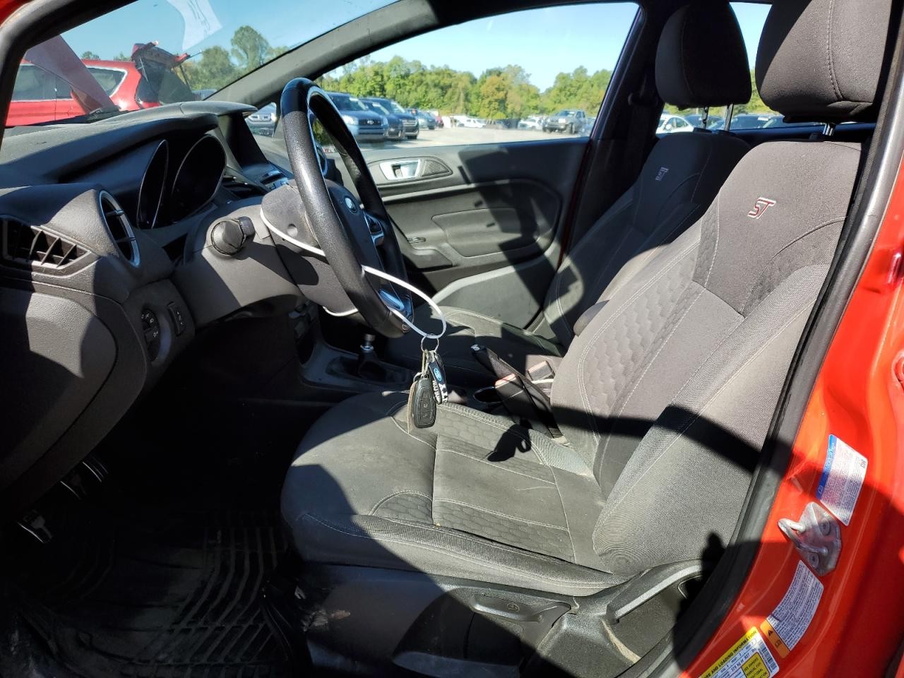 Vehicle/66726_08.jpg