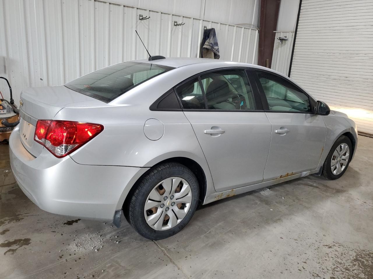 https://f005.backblazeb2.com/file/img-partshotlines-com/Inventory/MA528/Vehicle/67030_11.jpg