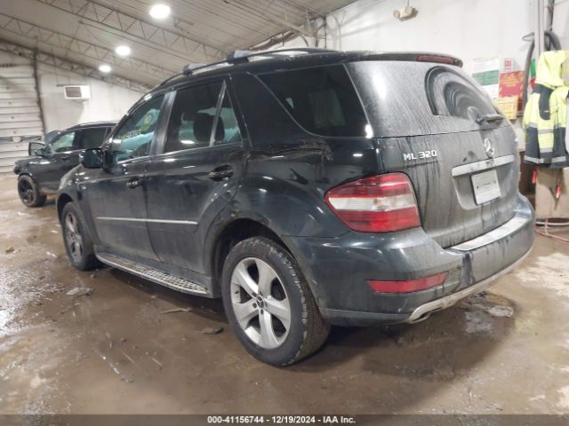 https://f005.backblazeb2.com/file/img-partshotlines-com/Inventory/MA528/Vehicle/67077_03.jpg