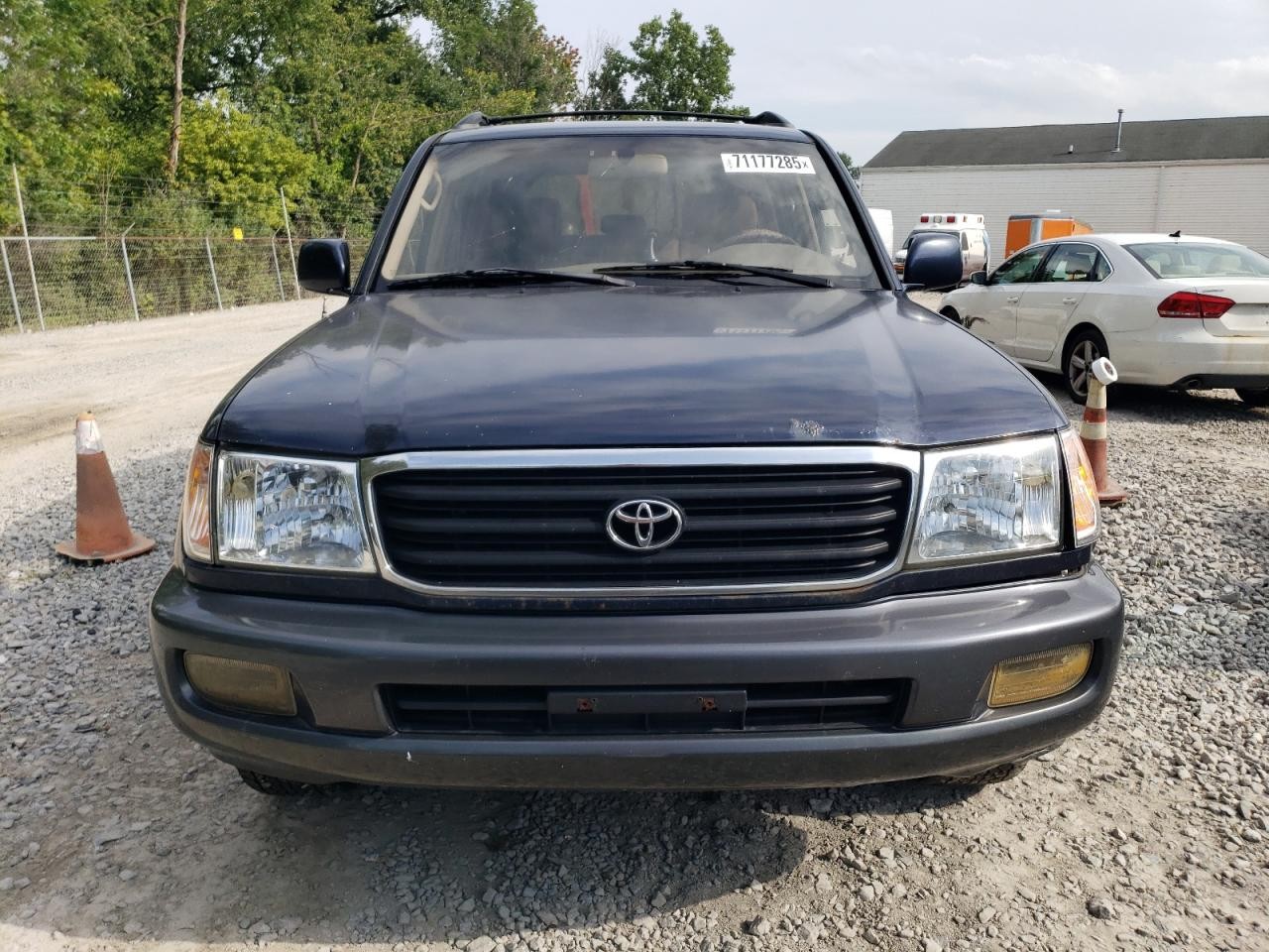 https://f005.backblazeb2.com/file/img-partshotlines-com/Inventory/MA528/Vehicle/67453_11.jpg