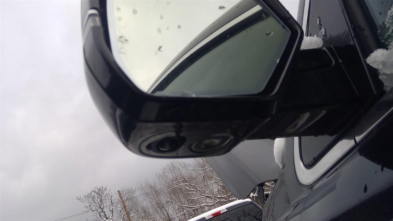https://f005.backblazeb2.com/file/img-partshotlines-com/Inventory/MA528/Vehicle/67951_12.jpg