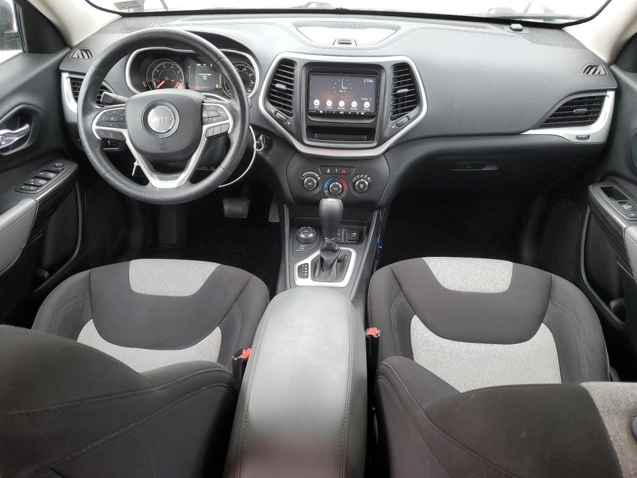 https://f005.backblazeb2.com/file/img-partshotlines-com/Inventory/MA528/Vehicle/68056_05.jpg