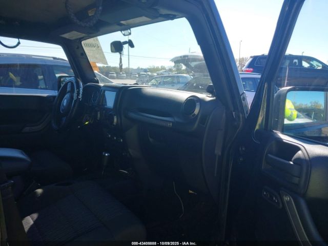 https://f005.backblazeb2.com/file/img-partshotlines-com/Inventory/MA528/Vehicle/68105_05.jpg