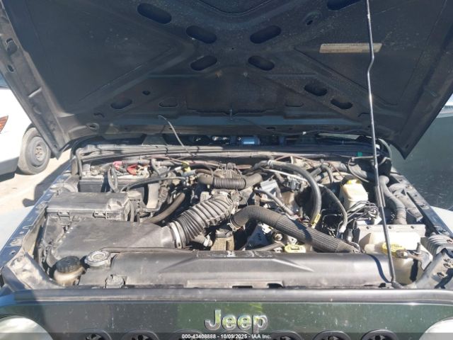 https://f005.backblazeb2.com/file/img-partshotlines-com/Inventory/MA528/Vehicle/68105_10.jpg