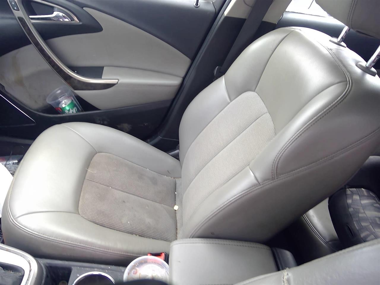 https://f005.backblazeb2.com/file/img-partshotlines-com/Inventory/MA528/Vehicle/68206_06.jpg