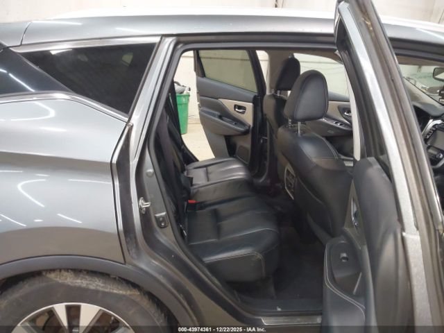 https://f005.backblazeb2.com/file/img-partshotlines-com/Inventory/MA528/Vehicle/68888_08.jpg