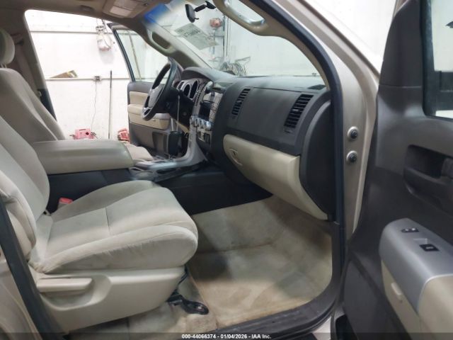 Vehicle/69019_05.jpg