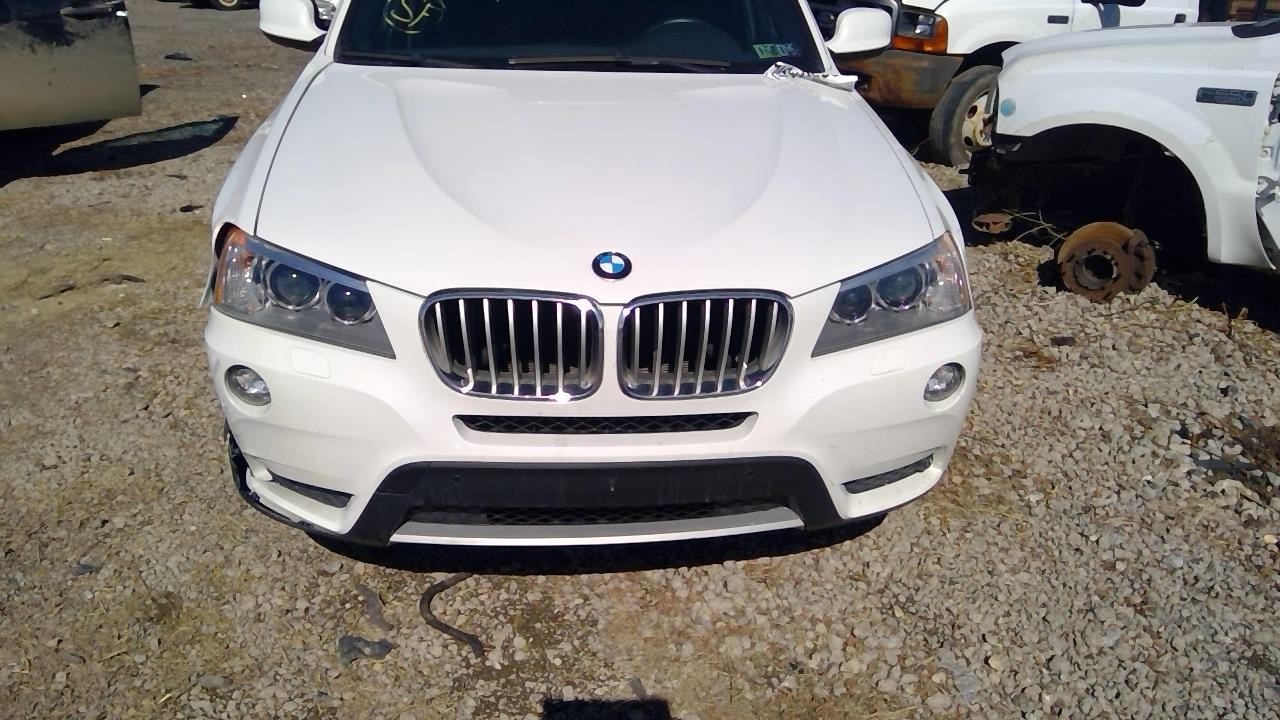 https://f005.backblazeb2.com/file/img-partshotlines-com/Inventory/MA528/Vehicle/69771_11.jpg