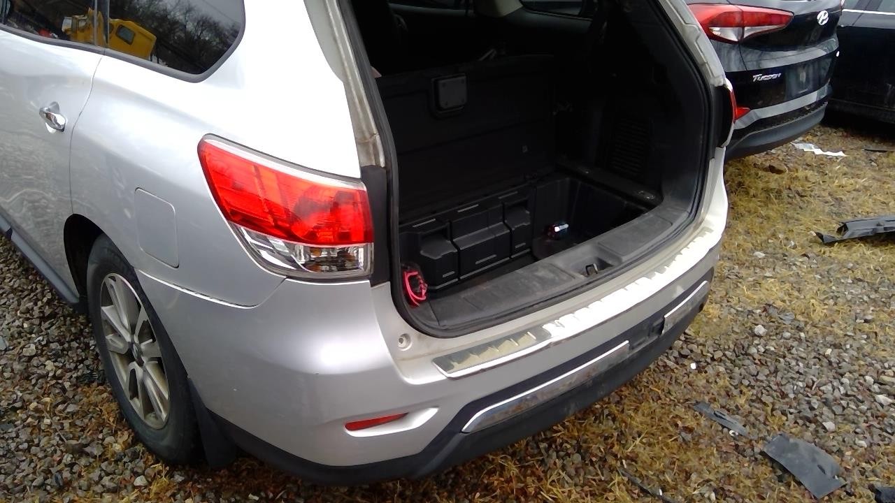 https://f005.backblazeb2.com/file/img-partshotlines-com/Inventory/MA528/Vehicle/69972_03.jpg