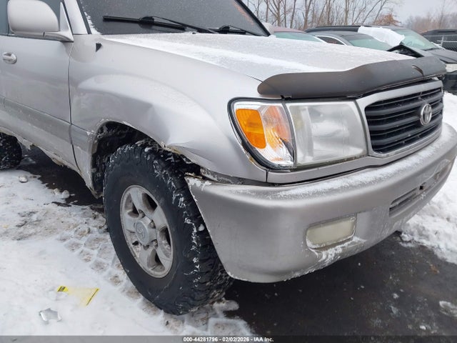 https://f005.backblazeb2.com/file/img-partshotlines-com/Inventory/MA528/Vehicle/70115_06.jpg