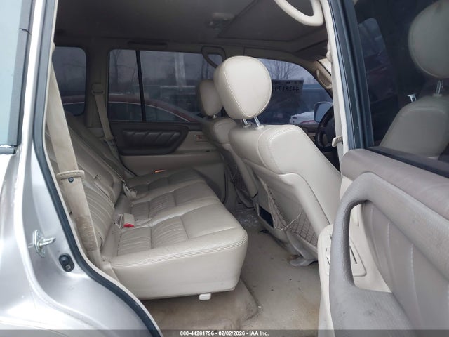 https://f005.backblazeb2.com/file/img-partshotlines-com/Inventory/MA528/Vehicle/70115_08.jpg