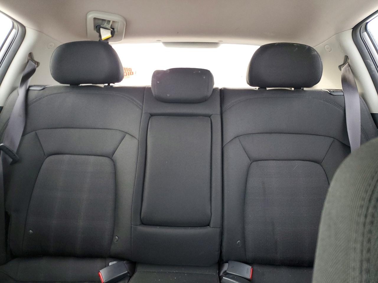 https://f005.backblazeb2.com/file/img-partshotlines-com/Inventory/MA528/Vehicle/70213_09.jpg