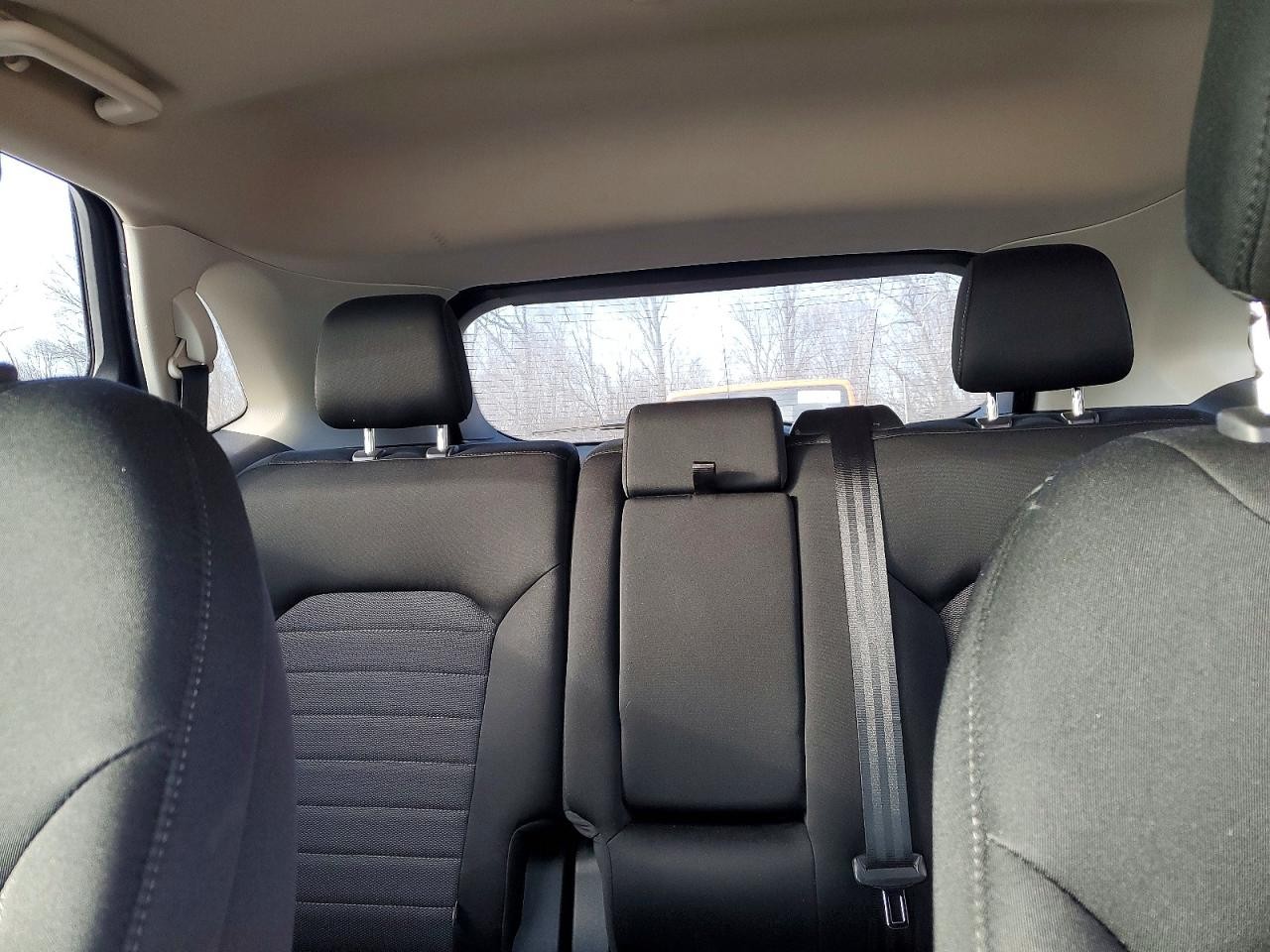 https://f005.backblazeb2.com/file/img-partshotlines-com/Inventory/MA528/Vehicle/70220_09.jpg