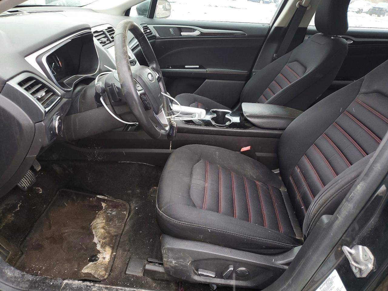 Vehicle/70221_07.jpg