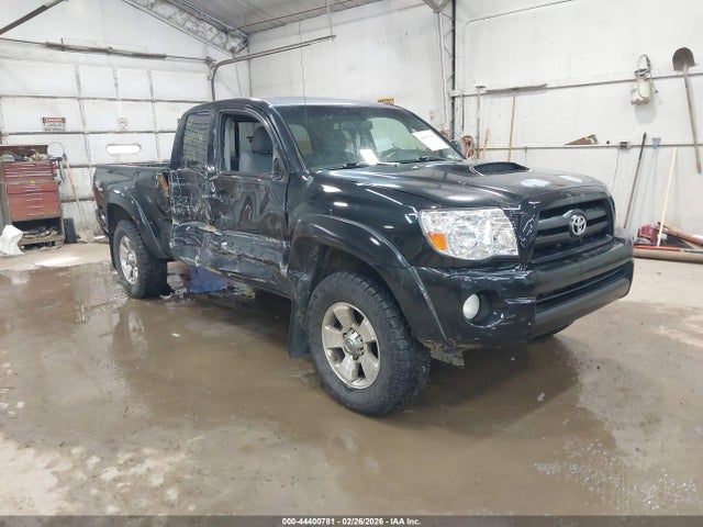 Vehicle/70242_01.jpg