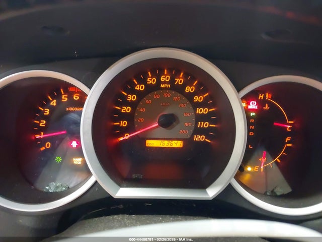Vehicle/70242_07.jpg