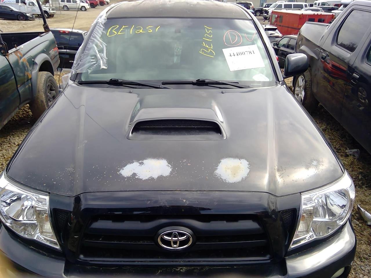 Vehicle/70242_11.jpg