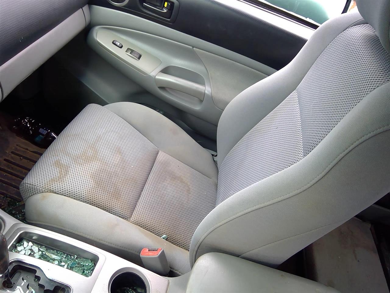 Vehicle/70242_12.jpg