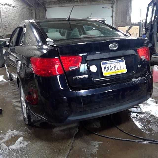 https://f005.backblazeb2.com/file/img-partshotlines-com/Inventory/MA528/Vehicle/70284_02.jpg
