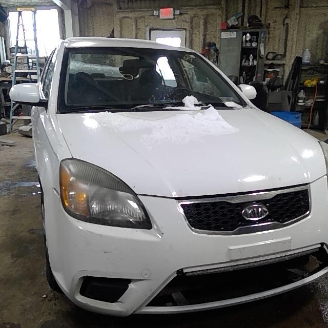https://f005.backblazeb2.com/file/img-partshotlines-com/Inventory/MA528/Vehicle/70362_06.jpg