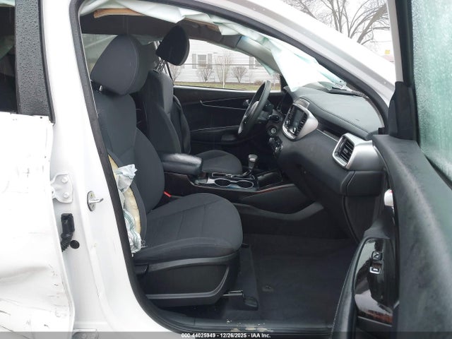 Vehicle/70470_05.jpg