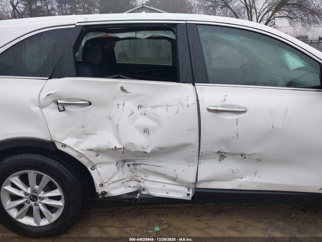 Vehicle/70470_06.jpg