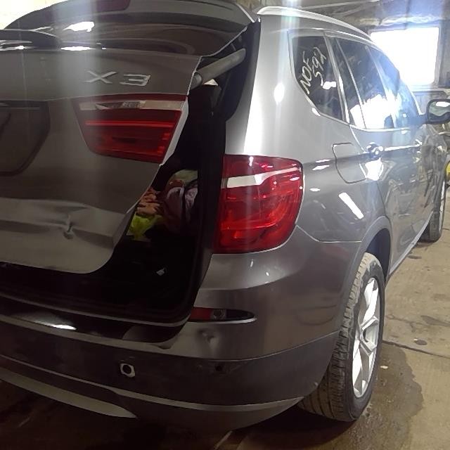 https://f005.backblazeb2.com/file/img-partshotlines-com/Inventory/MA528/Vehicle/70570_02.jpg