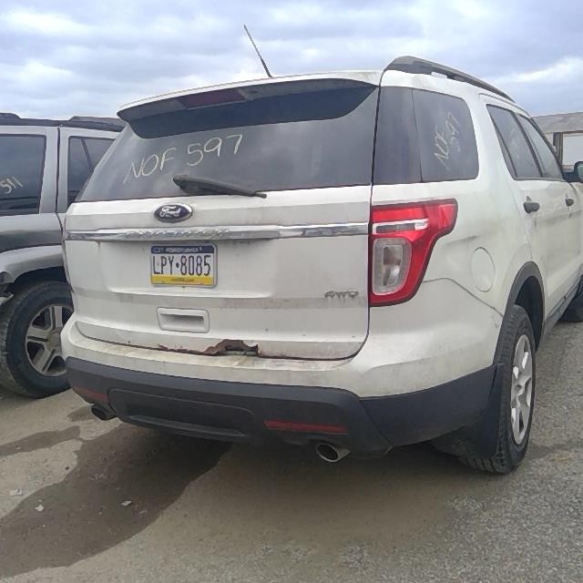 https://f005.backblazeb2.com/file/img-partshotlines-com/Inventory/MA528/Vehicle/70595_04.jpg