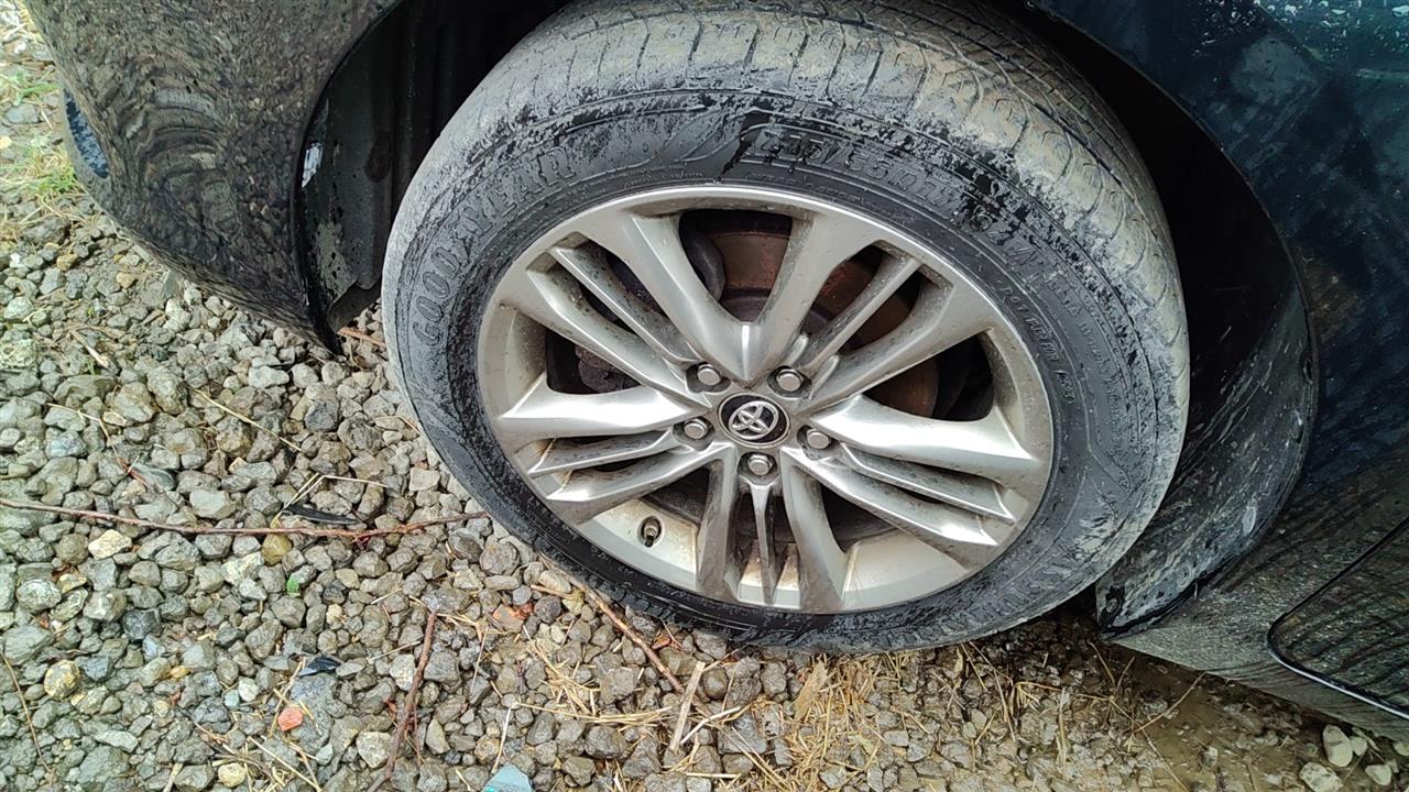 Vehicle/70740_11.jpg