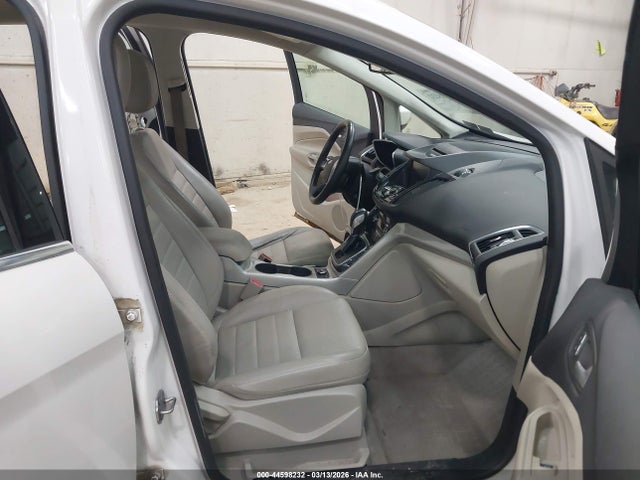 Vehicle/70776_05.jpg