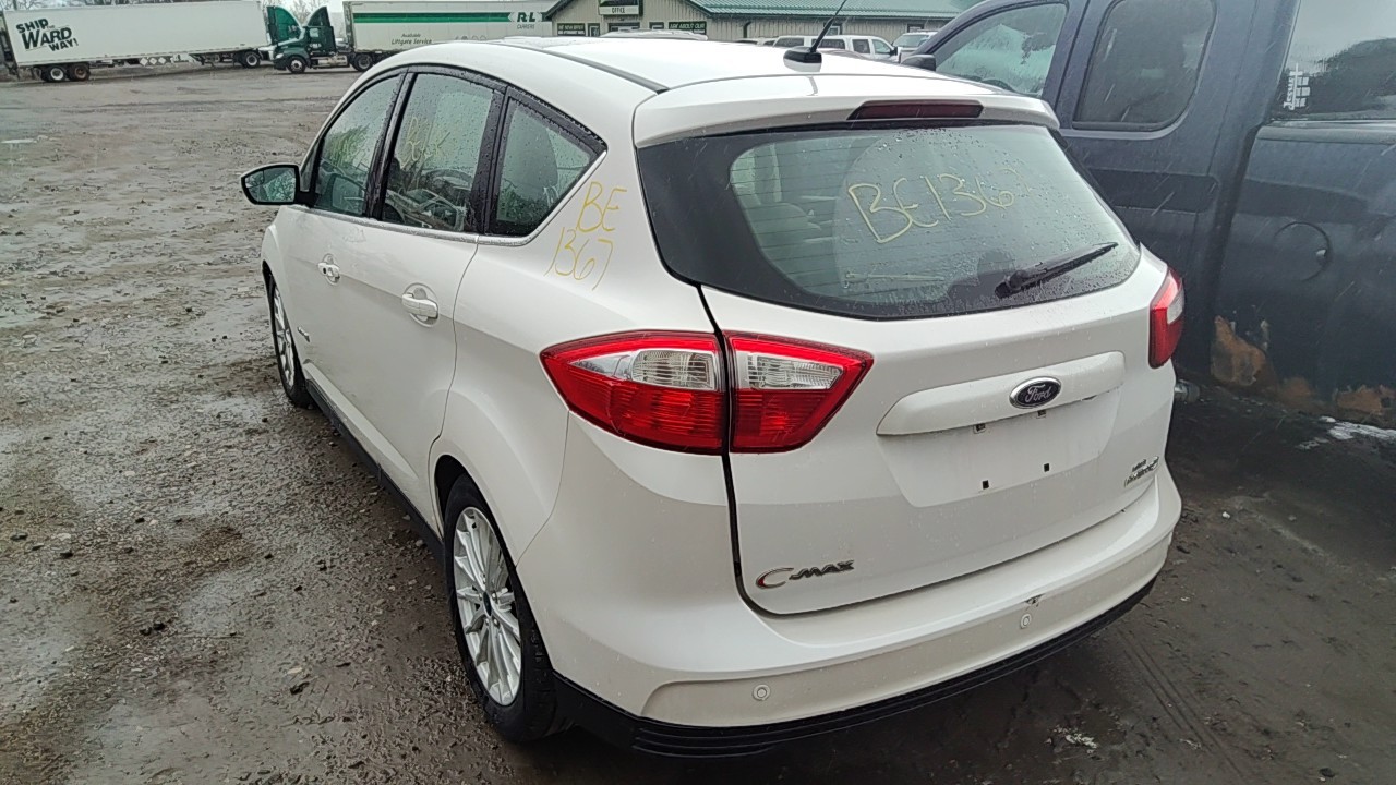 Vehicle/70776_12.jpg