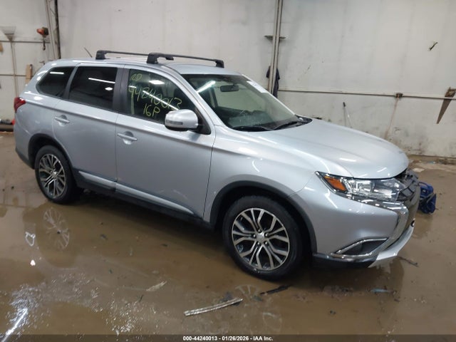https://f005.backblazeb2.com/file/img-partshotlines-com/Inventory/MA528/Vehicle/71078_01.jpg