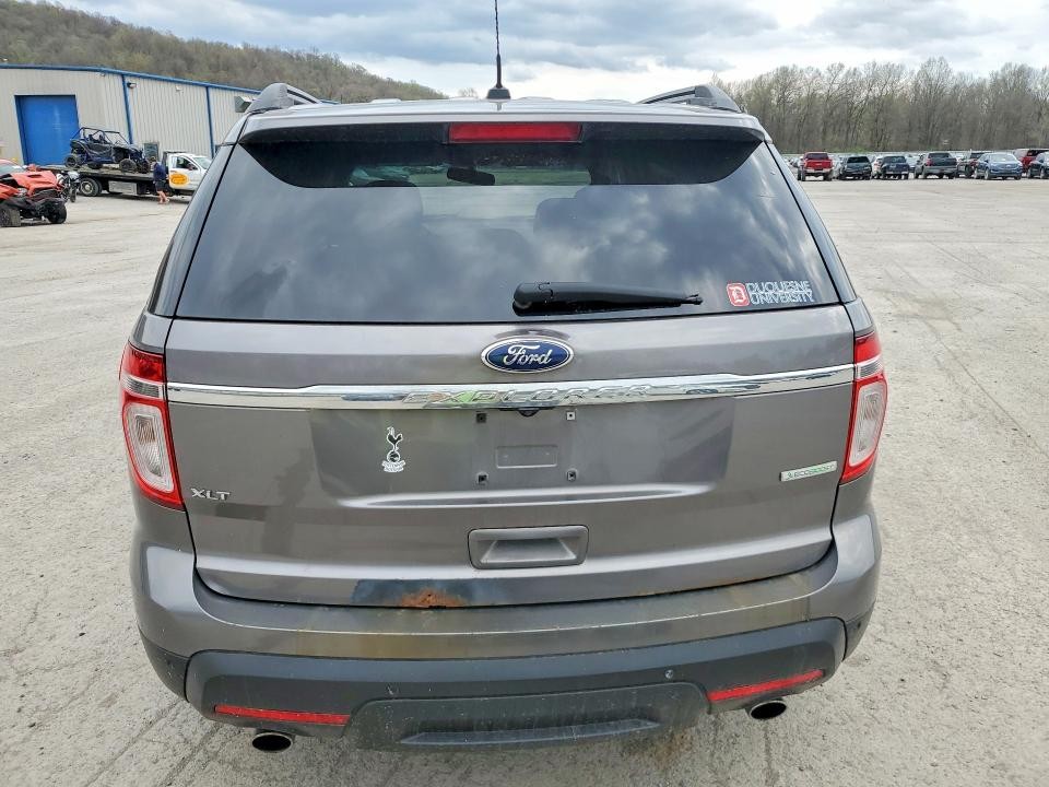 https://f005.backblazeb2.com/file/img-partshotlines-com/Inventory/MA528/Vehicle/71211_06.jpg