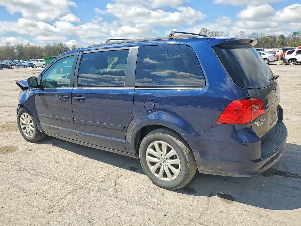 https://f005.backblazeb2.com/file/img-partshotlines-com/Inventory/MA528/Vehicle/71369_02.jpg