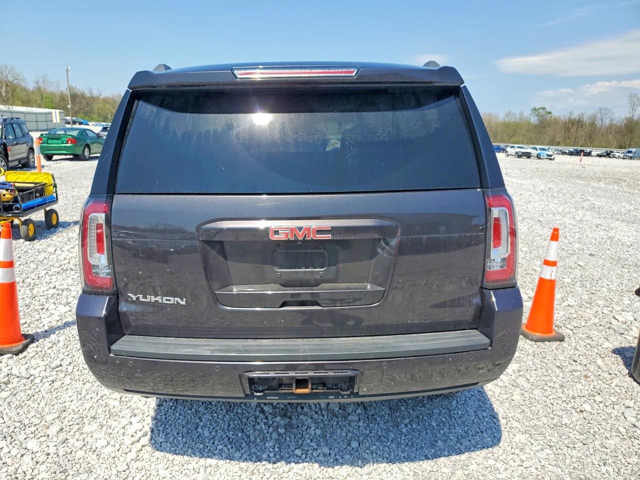 https://f005.backblazeb2.com/file/img-partshotlines-com/Inventory/MA528/Vehicle/71375_06.jpg