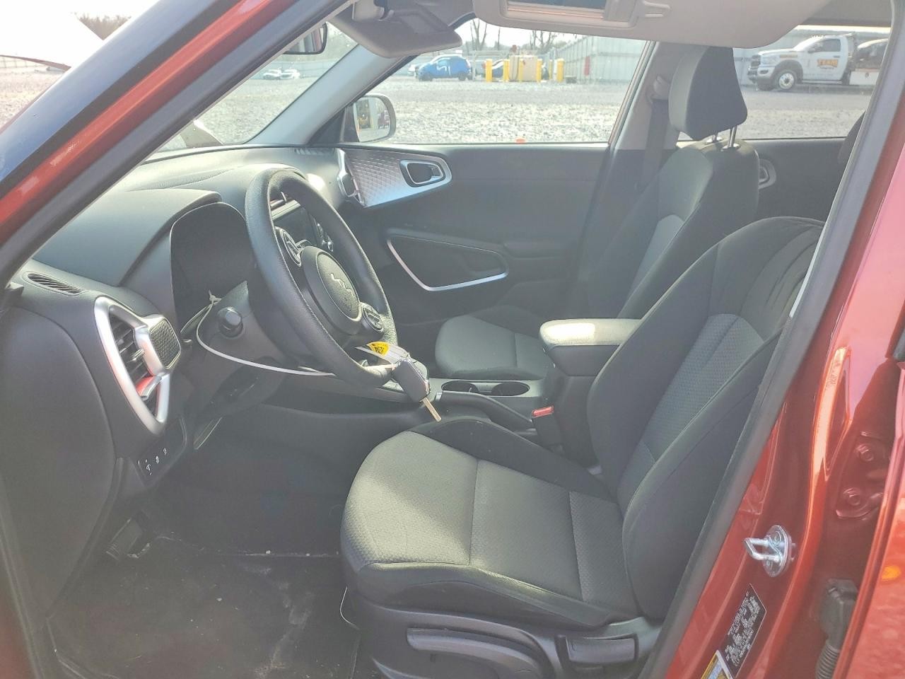 https://f005.backblazeb2.com/file/img-partshotlines-com/Inventory/MA528/Vehicle/71377_07.jpg