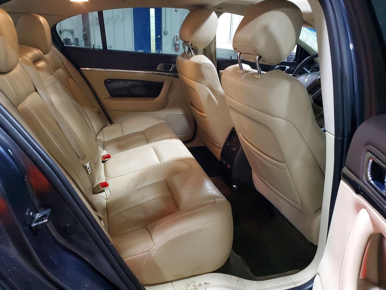 https://f005.backblazeb2.com/file/img-partshotlines-com/Inventory/MA528/Vehicle/71439_09.jpg