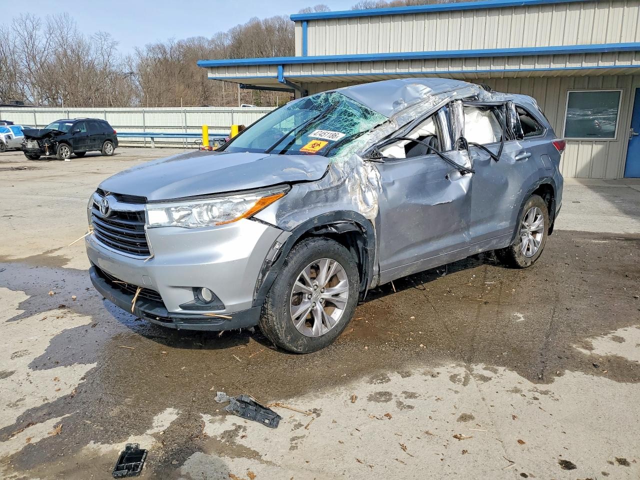 https://f005.backblazeb2.com/file/img-partshotlines-com/Inventory/MA528/Vehicle/71521_01.jpg