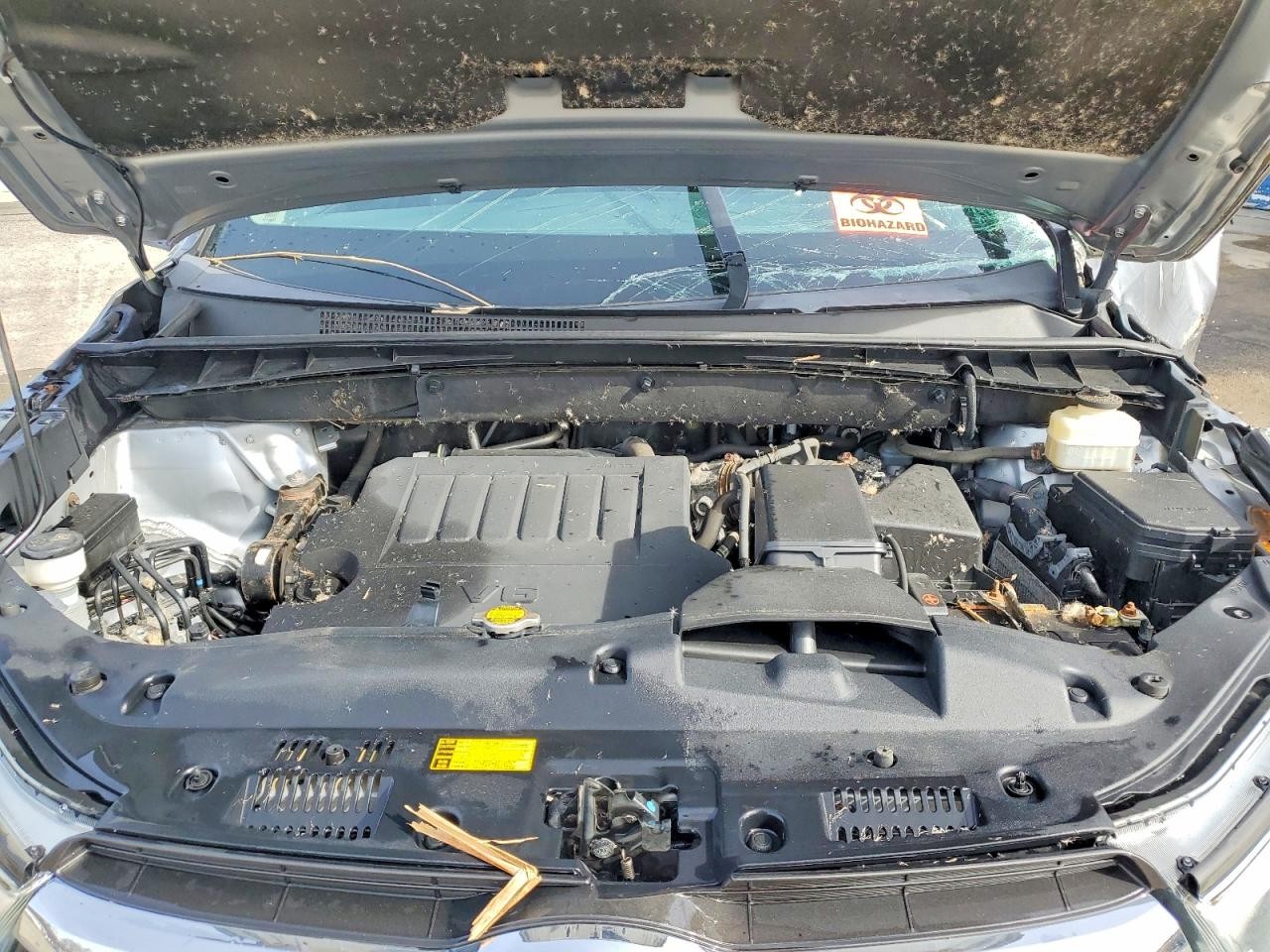 https://f005.backblazeb2.com/file/img-partshotlines-com/Inventory/MA528/Vehicle/71521_11.jpg