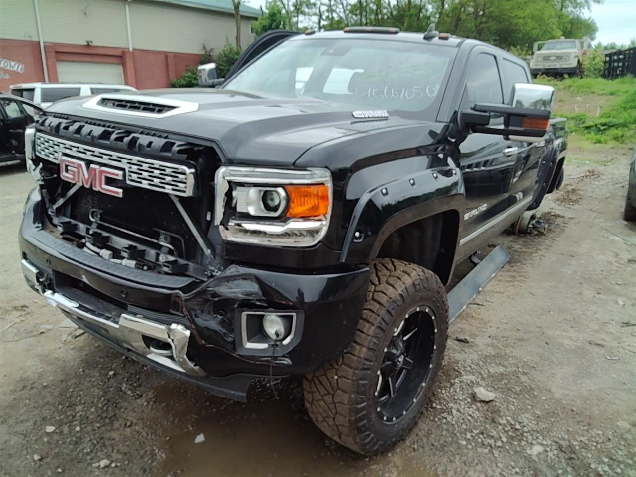 https://f005.backblazeb2.com/file/img-partshotlines-com/Inventory/MA528/Vehicle/71761_11.jpg