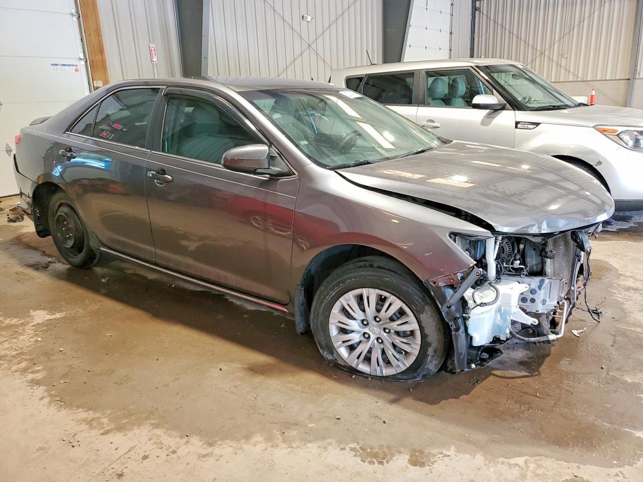 Vehicle/71857_04.jpg
