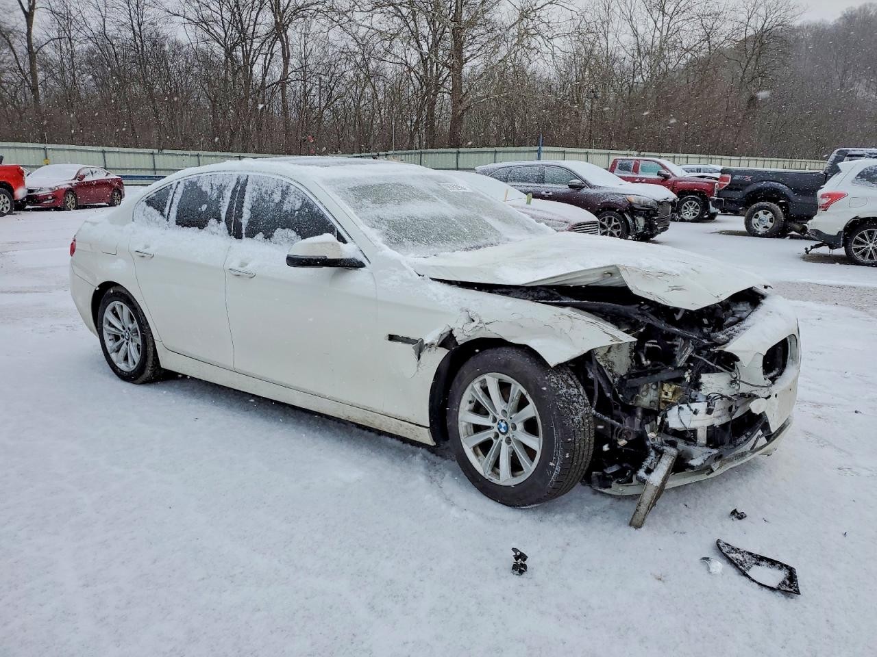 https://f005.backblazeb2.com/file/img-partshotlines-com/Inventory/MA528/Vehicle/71858_04.jpg