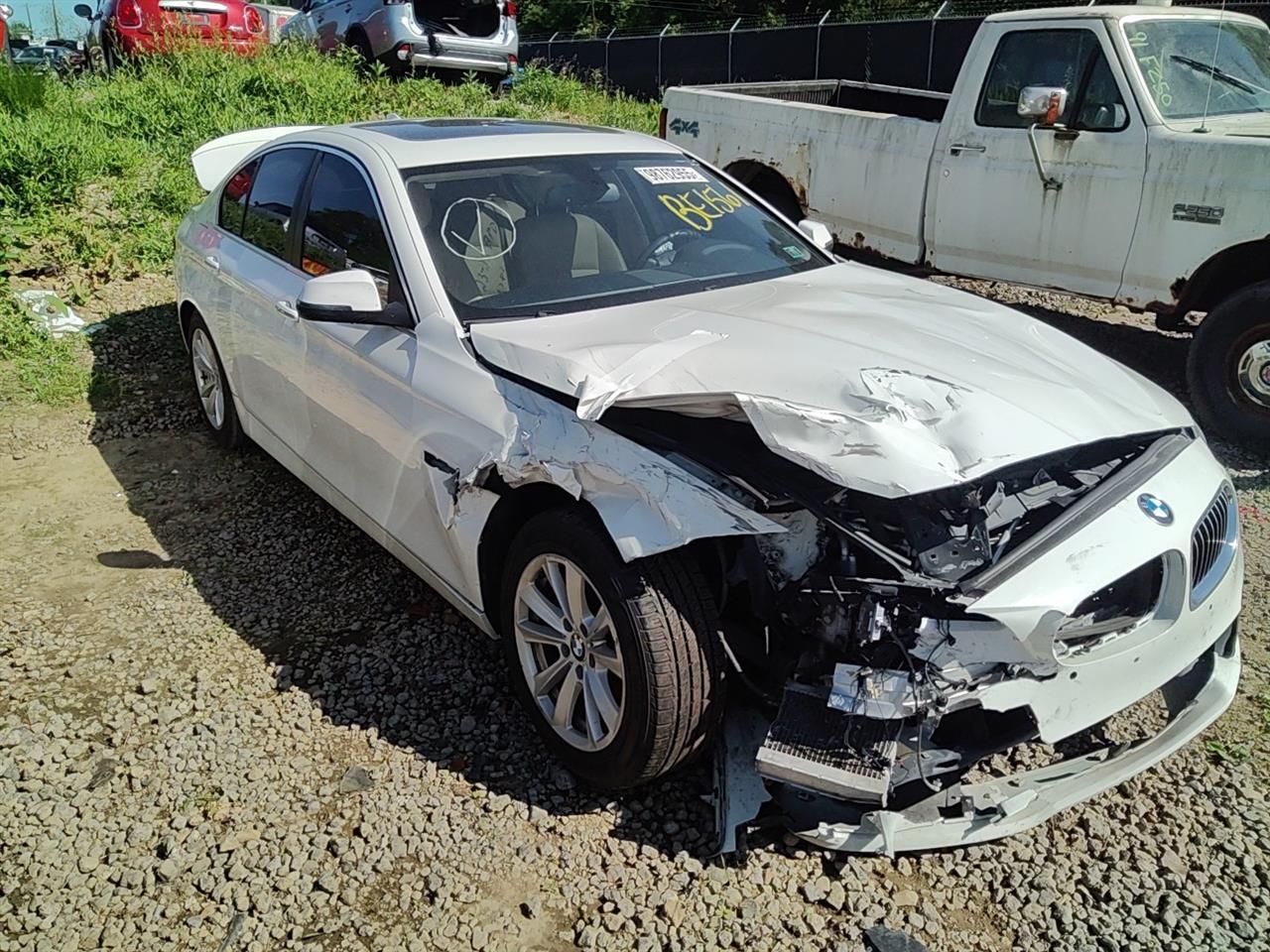 https://f005.backblazeb2.com/file/img-partshotlines-com/Inventory/MA528/Vehicle/71858_12.jpg