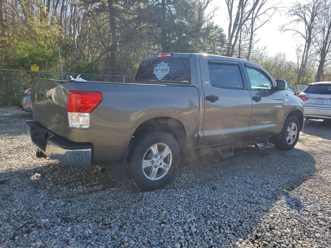 https://f005.backblazeb2.com/file/img-partshotlines-com/Inventory/MA528/Vehicle/71863_03.jpg