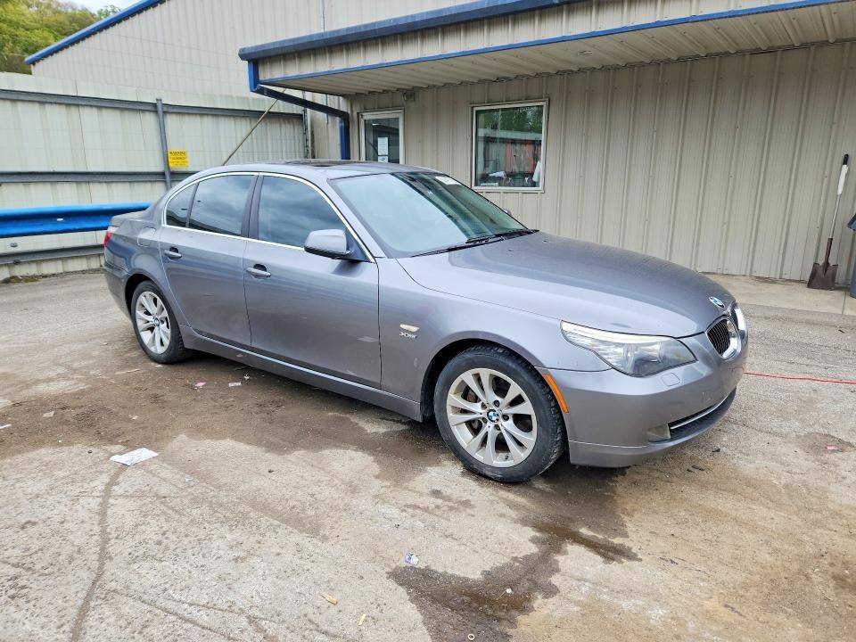 https://f005.backblazeb2.com/file/img-partshotlines-com/Inventory/MA528/Vehicle/72011_04.jpg