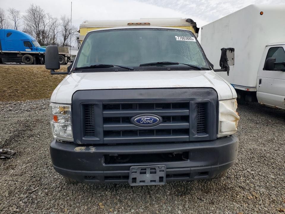 https://f005.backblazeb2.com/file/img-partshotlines-com/Inventory/MA528/Vehicle/72165_05.jpg