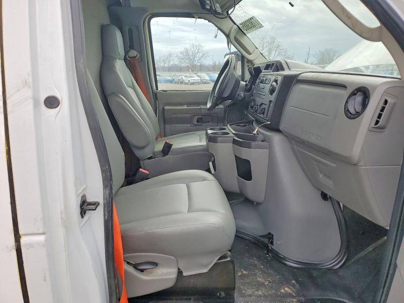 https://f005.backblazeb2.com/file/img-partshotlines-com/Inventory/MA528/Vehicle/72165_07.jpg